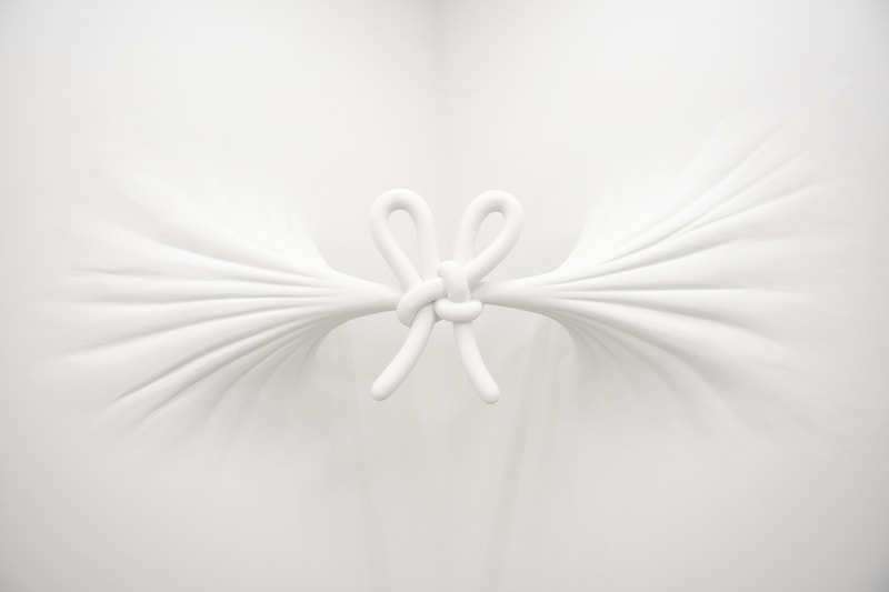 daniel arsham galerie perrotin nanzuka gallery tokyo japan exhibitions art artworks sculptures paintings fictional archaeologies future relics