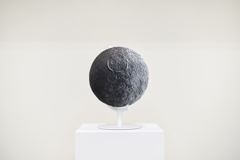 daniel arsham galerie perrotin nanzuka gallery tokyo japan exhibitions art artworks sculptures paintings fictional archaeologies future relics