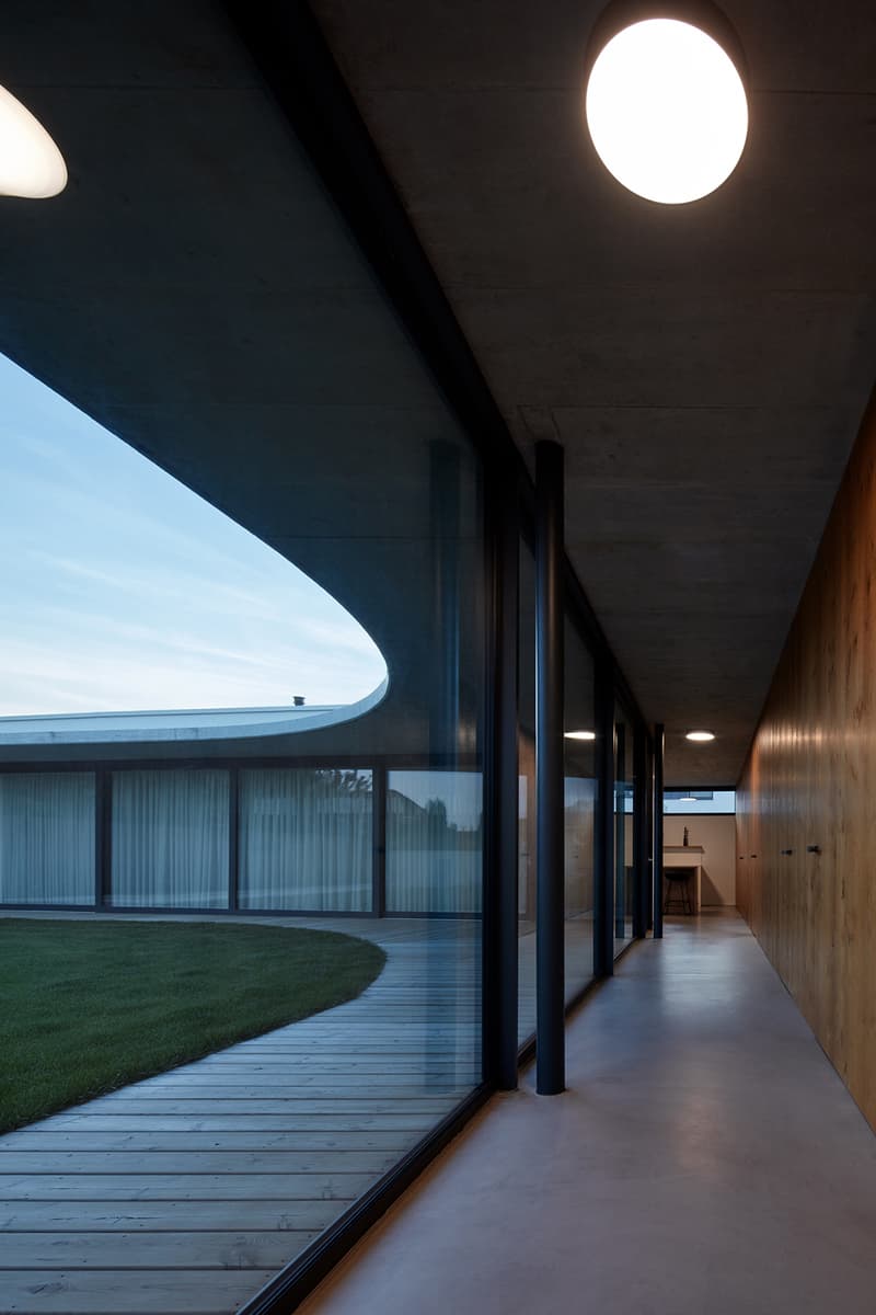 Family House Jarovce Compass Architekti Jarovce Slovakia Modern Interior Exterior Swimming Pool Houses Wooden