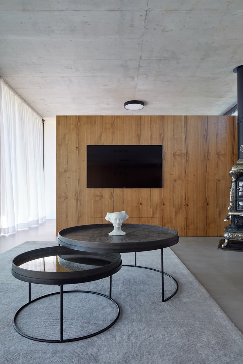 Family House Jarovce Compass Architekti Jarovce Slovakia Modern Interior Exterior Swimming Pool Houses Wooden