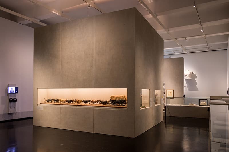 francis kere racism exhibition german hygiene museum art artworks sculptures installations