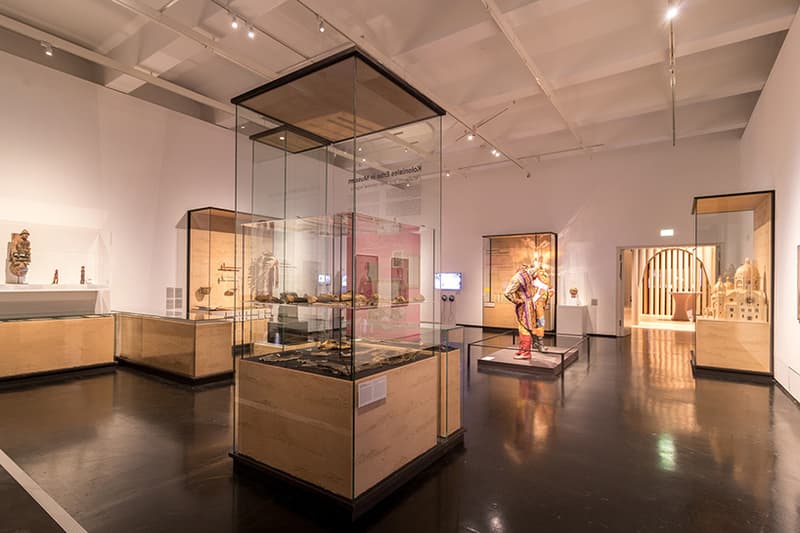 francis kere racism exhibition german hygiene museum art artworks sculptures installations