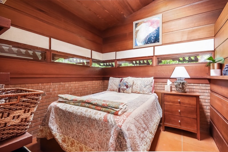 Frank Lloyd Wright Whiteford Haddock House ann arbor michigan sale first time ever june 2018