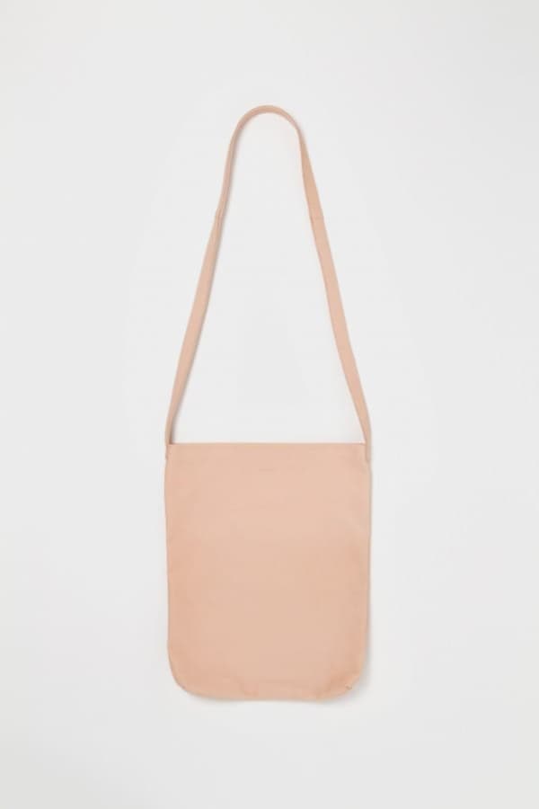 Hender Scheme Opens Second Tokyo Store Sukima Kappabashi Exclusive Items Notebook Tote Sandals