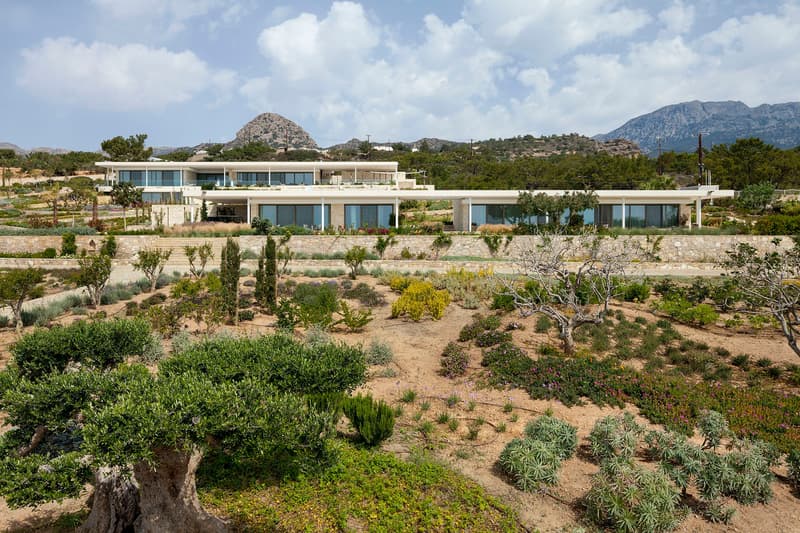 House by the Sea GERNER GERNER Plus Architects Greece Houses Modern Interior Exterior Swimming Pool Plants Mountains Field Hills View Holiday