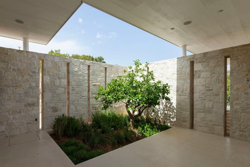 House by the Sea GERNER GERNER Plus Architects Greece Houses Modern Interior Exterior Swimming Pool Plants Mountains Field Hills View Holiday