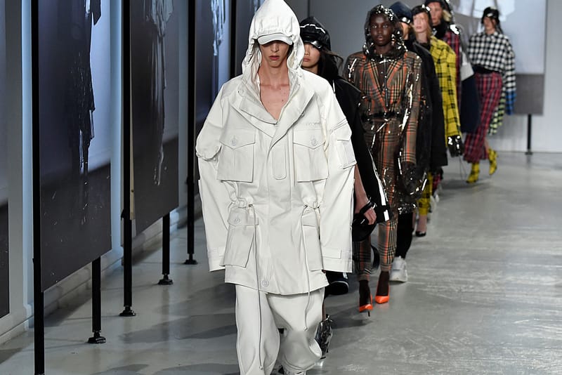 Juun.J Perfects His Plaid for SS19