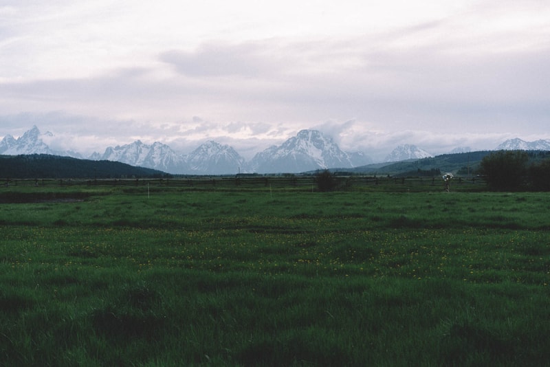 kanye-west-ye-album-wyoming-ranch-set-up