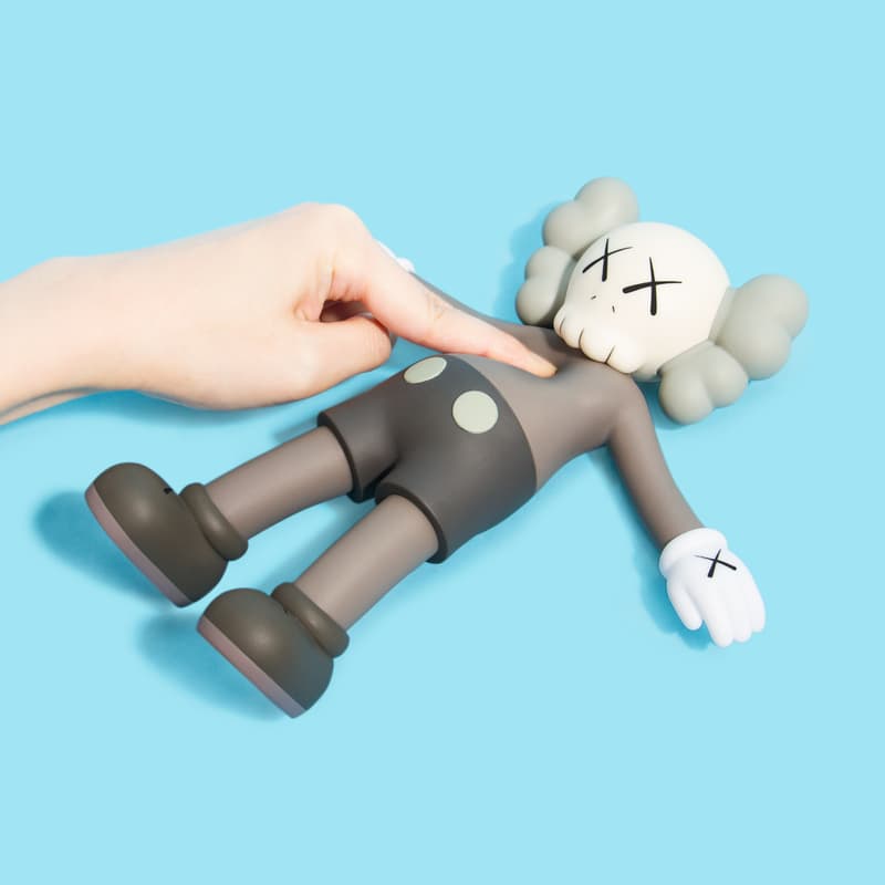 KAWS HOLIDAY Seokchon Lake Seoul korea 2018 allrightsreserved floating toy