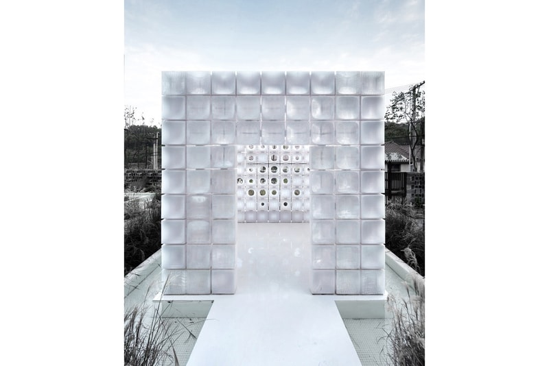 LEI House AZL Architects Tangle China Houses House Home Modern Interior Exterior