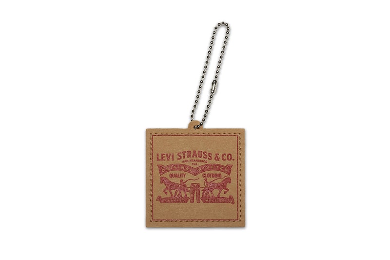 Levi's Air Jordan 4 Black White Official Look Release Info Hangtag