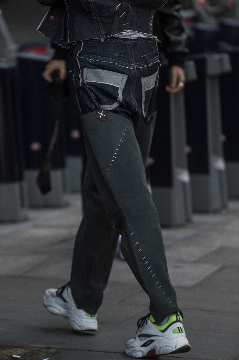 London Fashion Week Men's Spring/Summer 2019 SS19 Street Style Snaps Balenciaga Burberry Liam Hodges A-COLD-WALL* J.W. Anderson Raf SImons Dior Homme B22 Triple S Nike Air Monarch