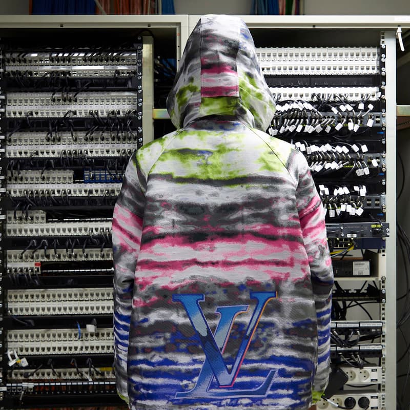 Virgil Abloh Louis Vuitton SS19 Debut Preview off-white Paris Fashion Week PFW Pyrex Vision Kanye West France LV LVMH Trunks Bags Accessories