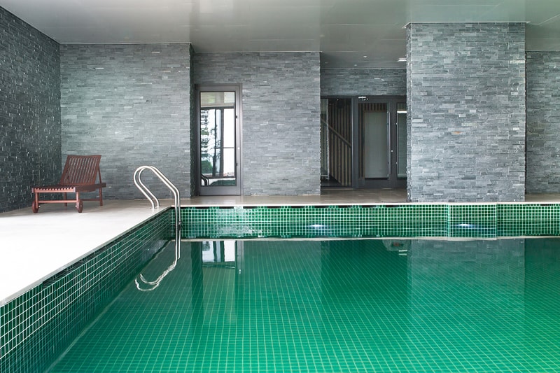 Meijie Mountain Hotspring Resort Achterboschzantman Architecten Laying Jiangsu China Hotels Modern Interior Exterior Swimming Pool Lounges Terraces Bedrooms
