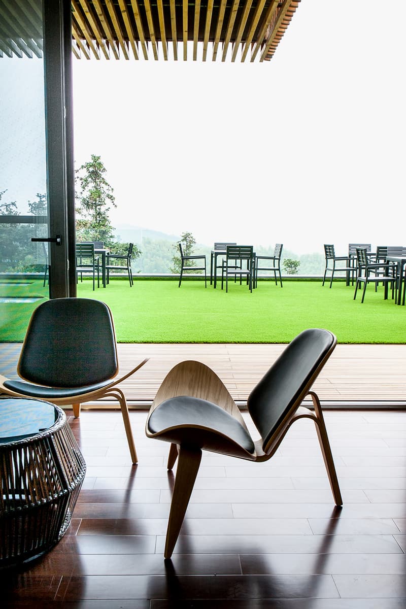 Meijie Mountain Hotspring Resort Achterboschzantman Architecten Laying Jiangsu China Hotels Modern Interior Exterior Swimming Pool Lounges Terraces Bedrooms
