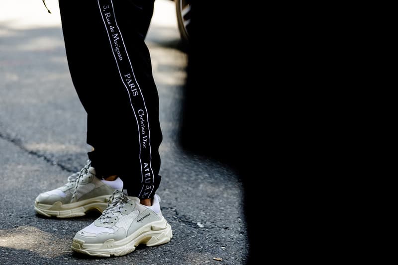 milan fashion week street style spring summer 2019 balenciaga triple s white cream dior homme sweatpants black