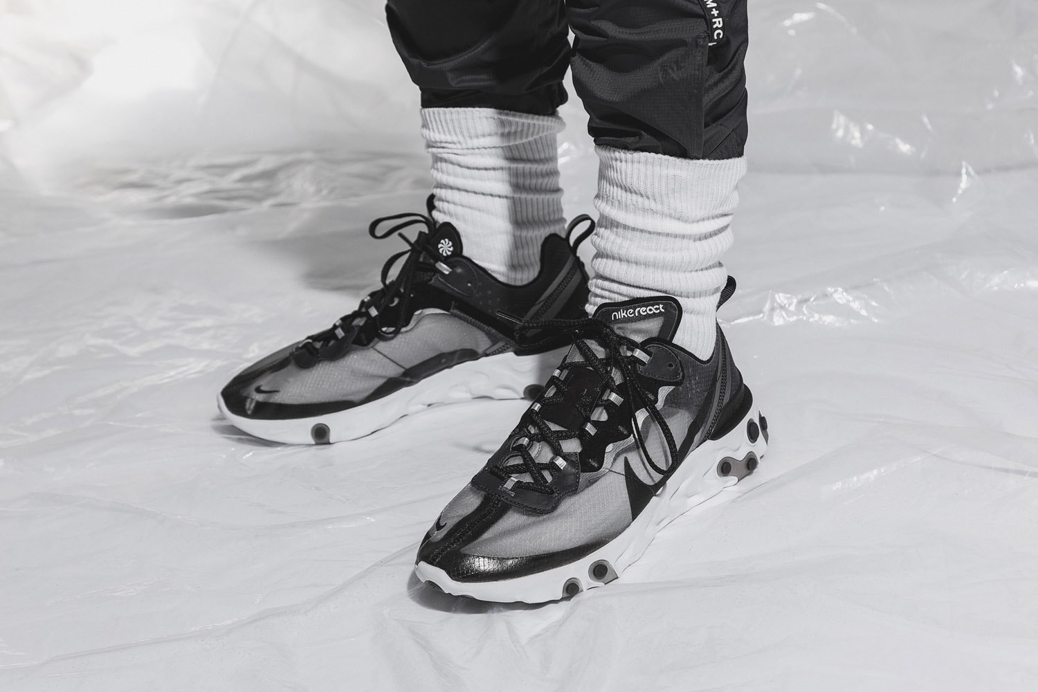 Nike React Element 87 On Foot Look Sail Light Bone Anthracite Black Release Info General