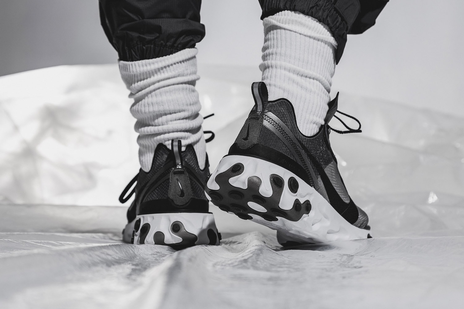 Nike React Element 87 On Foot Look Sail Light Bone Anthracite Black Release Info General