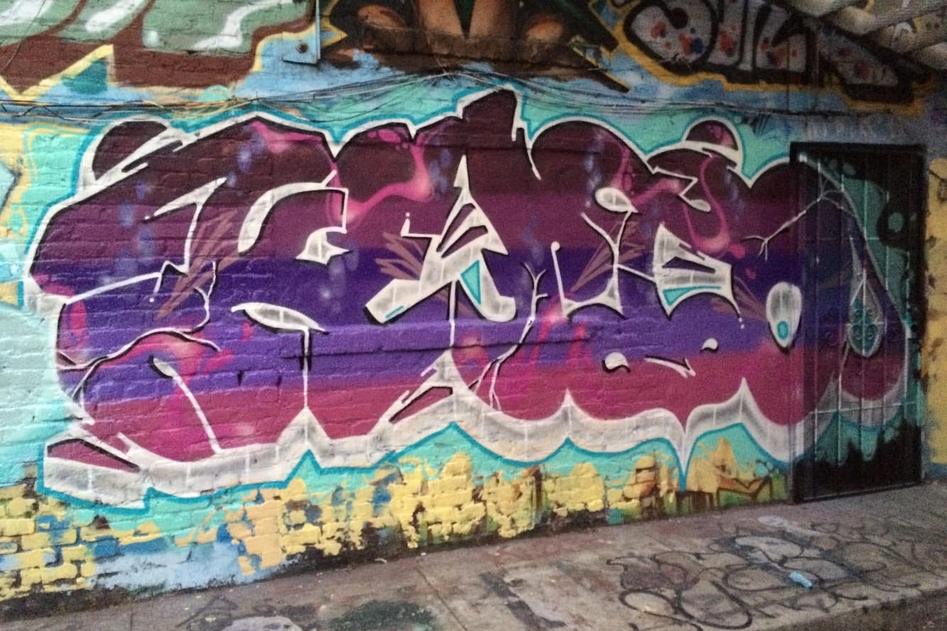 Oakley Denies Validity of Graffiti 