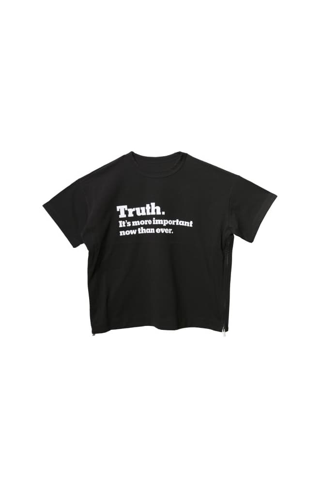 The new york times sacai truth tee shirt hoodie collaboration saks fifth avenue drop release date info june 15 23 2018 fall winter collection