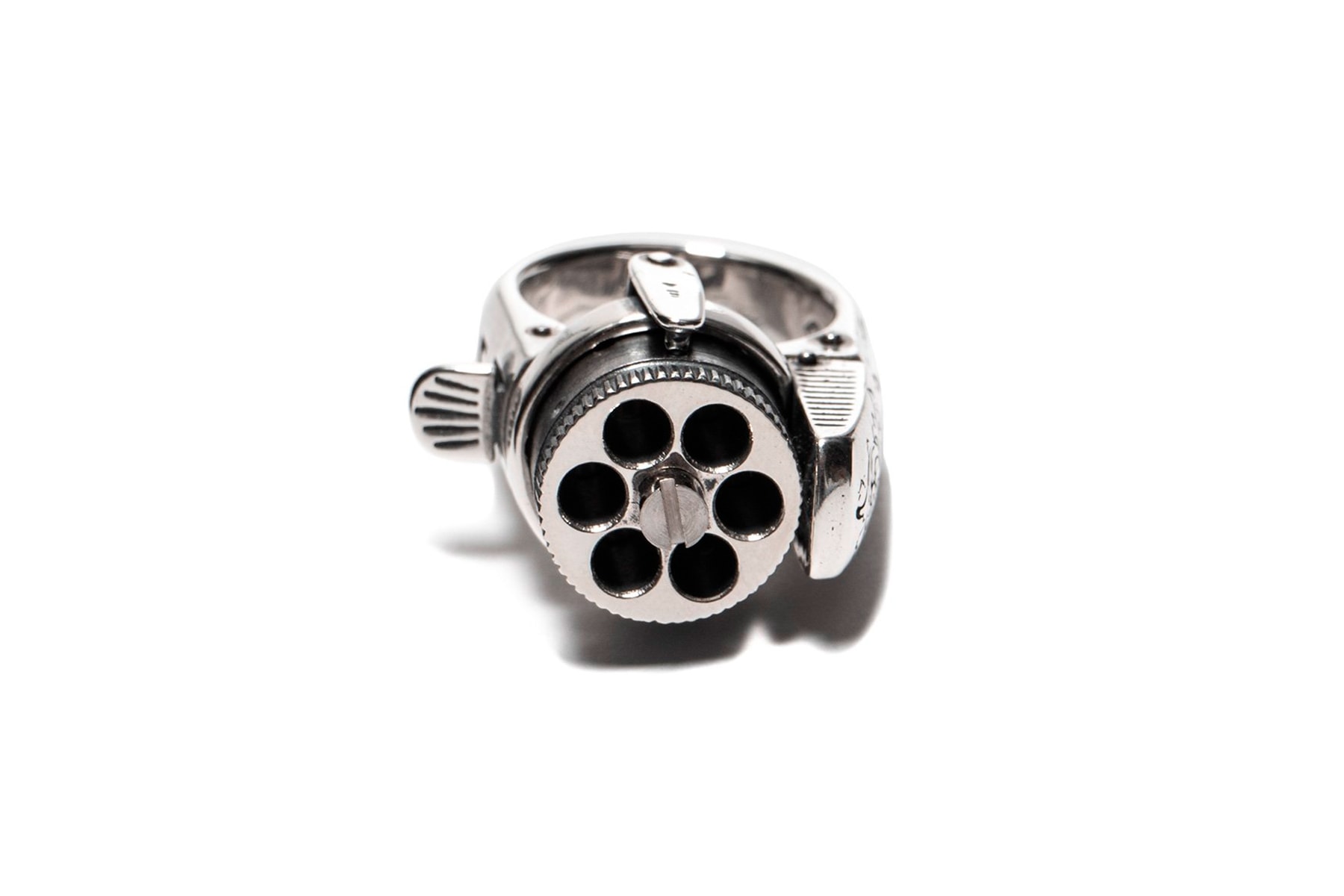 TAKAHIROMIYASHITA The SoloIst. Femme Fatale Ring accessories jewellery silver western revolver