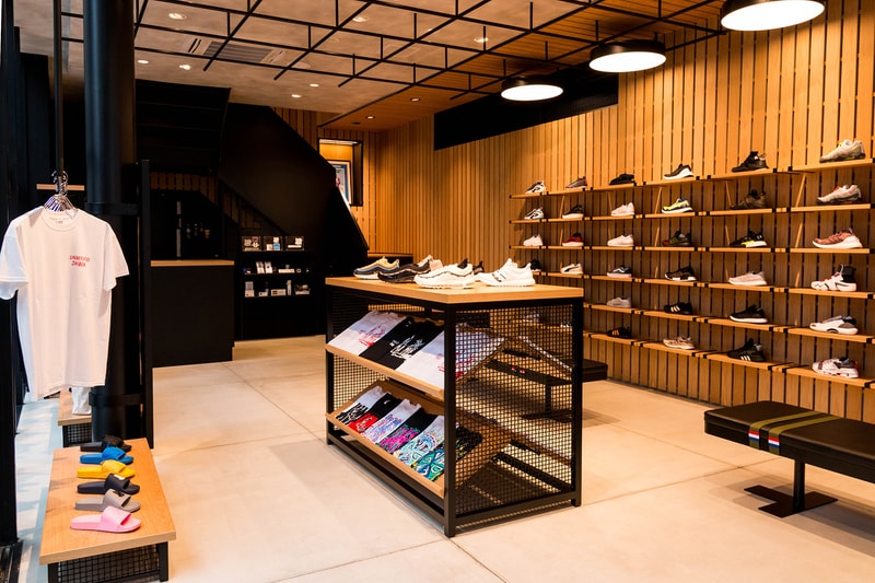 UNDEFEATED Shibuya store opening inside look photographs shop