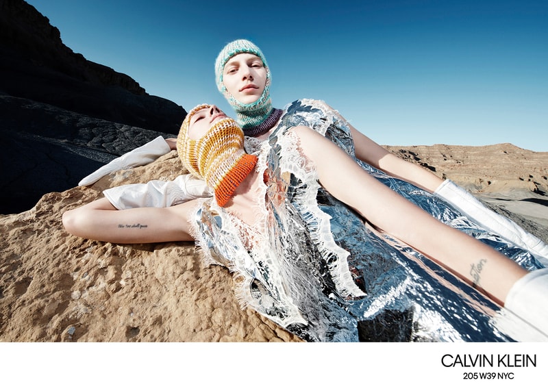 calvin klein 205W39NYC campaign imagery fall winter 2018 willy vanderperre raf simons knitwear sweaters skirts desert advertisement Lloyd & Co. Lulu Tenney Julia Nobis Freja Beha Liya Kebede Erin OʻConnor Fernando Albaladejo Luca Lemaire Olivier Rizzo