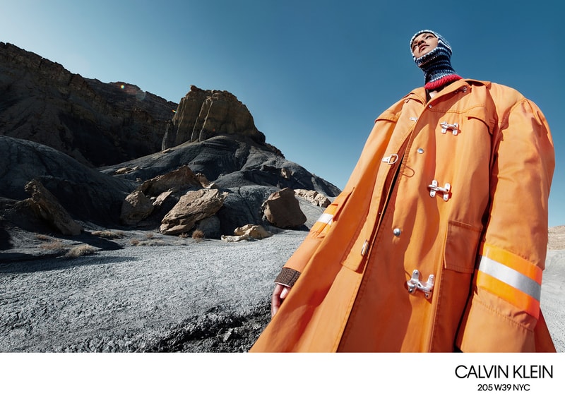 calvin klein 205W39NYC campaign imagery fall winter 2018 willy vanderperre raf simons knitwear sweaters skirts desert advertisement Lloyd & Co. Lulu Tenney Julia Nobis Freja Beha Liya Kebede Erin OʻConnor Fernando Albaladejo Luca Lemaire Olivier Rizzo