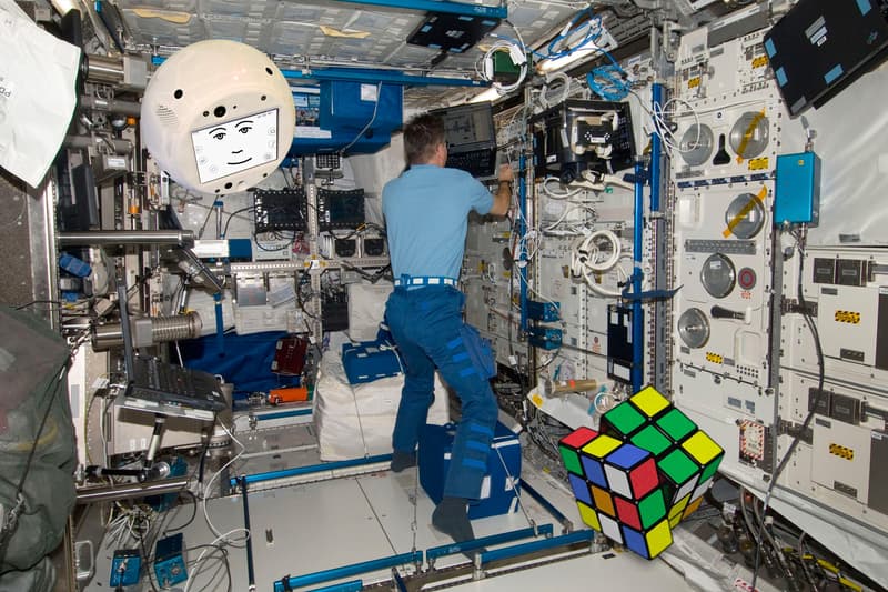 Airbus CIMON AI Assistant Space ISS artificial intelligence flying brain astronaut