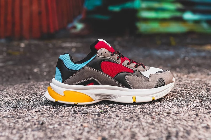 SNKR Project $95 USD Triple S balenciaga Bootleg