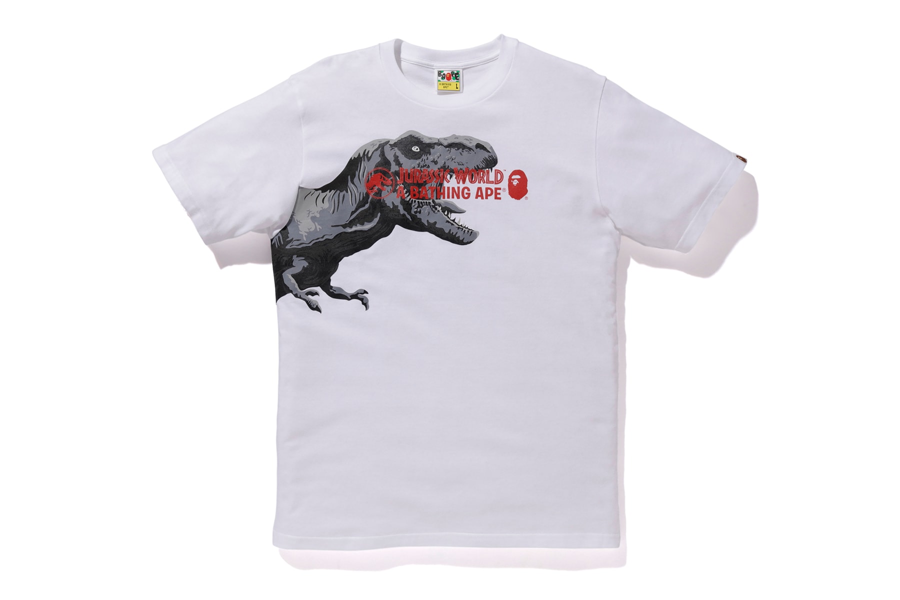 bape jurassic world fallen kingdom collaboration 2018 logo branding tee shirt short sleeve tyrannosaurus white front