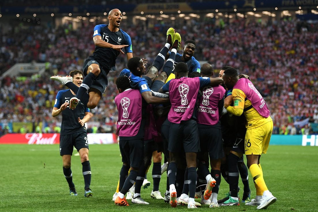 France Wins FIFA World Cup 2018 vs Croatia 4-2