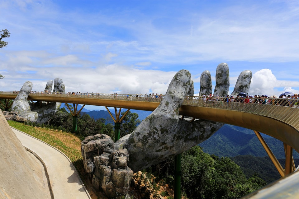 golden bridge ba na hills vietnam Thien Thai Garden architecture design sculptures