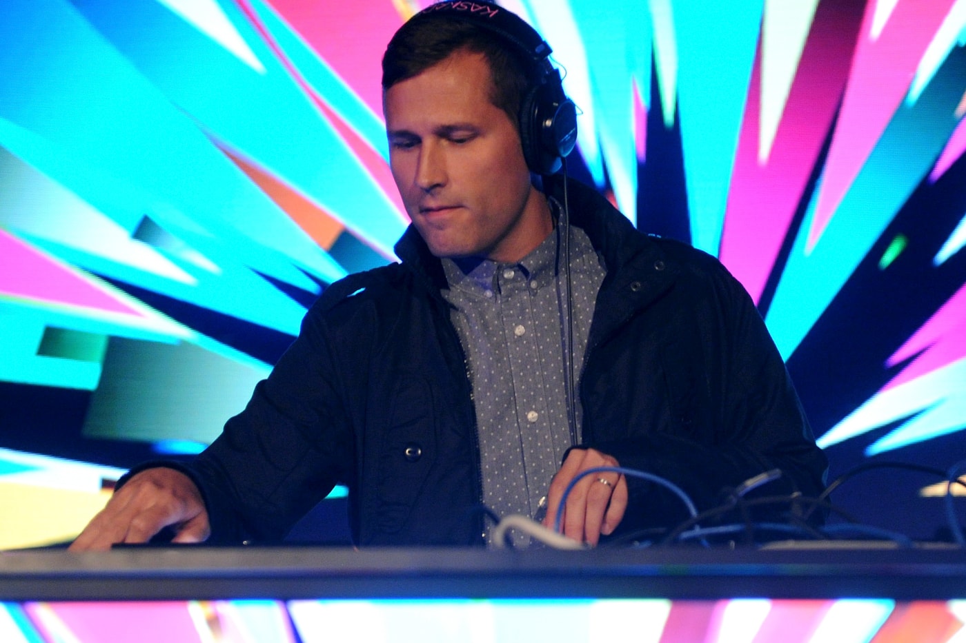 kaskade-fire-in-your-new-shoes