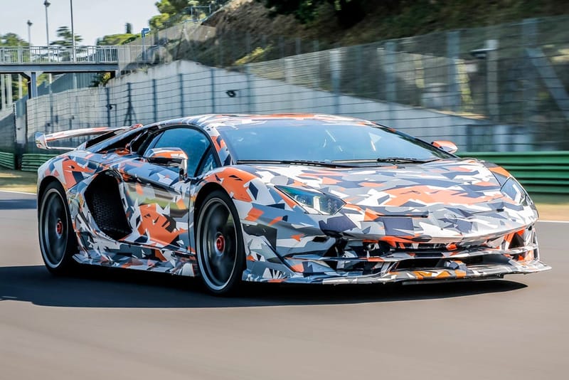 Lamborghini Aventador SVJ sets Nürburgring Lap Record