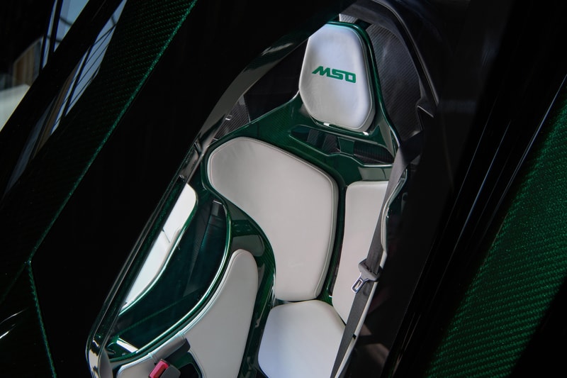 McLaren Senna green carbon fiber body custom special operations 1000 hours work america new york first car automobile hypercar