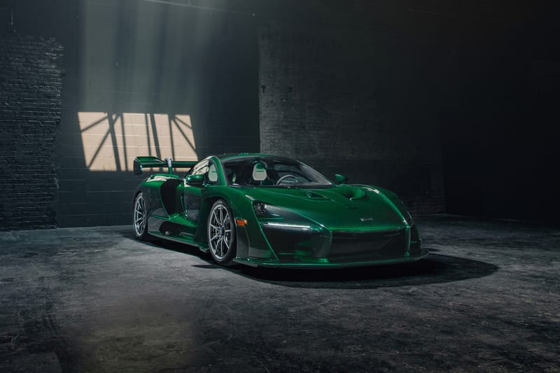 America's First McLaren Senna Boasts a Custom Green Carbon Fiber Body