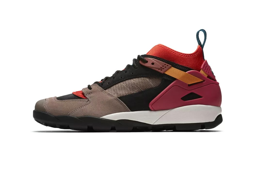 Nike ACG Air Revaderchi "Gym Red" Sneaker Details Sneakers Shoes Kicks Trainers Footwear Cop Purchase Buy Available