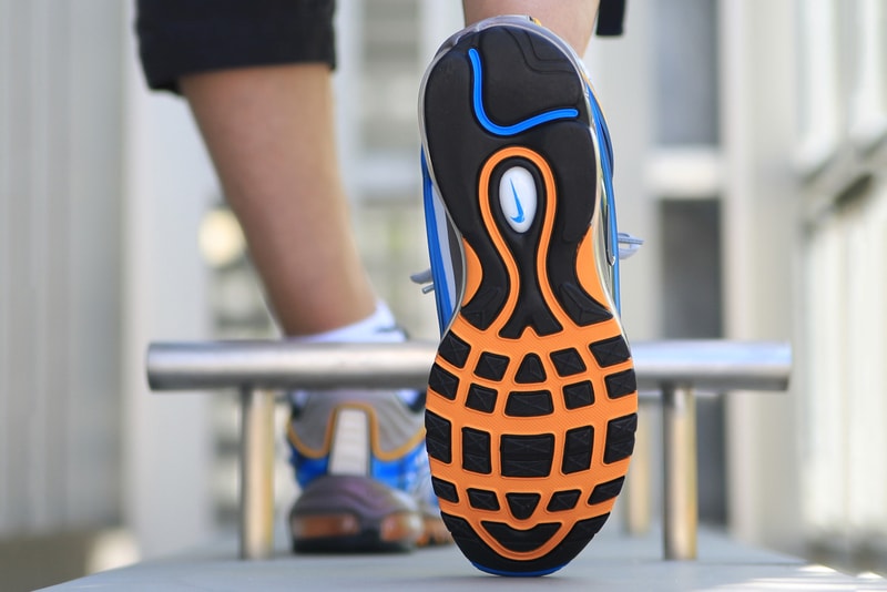 Nike Air Max Deluxe On Feet On Feet Look Closer Look On Foot