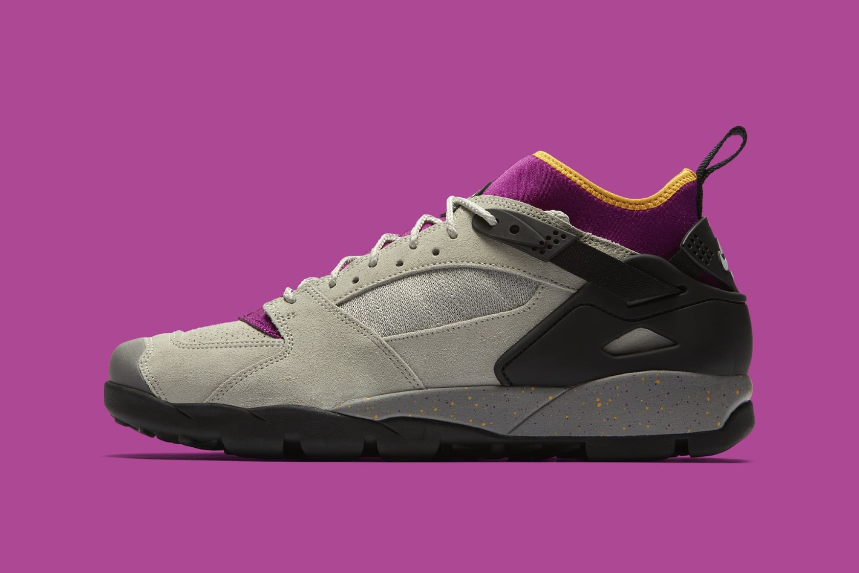 Nike ACG Air Revaderchi Granite Red Plum Anthracite Black SNKRS Retro 90s Spring Summer 2018