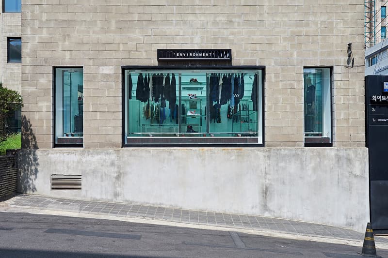 Off White™ C/O VIRGIL ABLOH Seoul Stores Inside Closer Look Clothing Freestanding Hyundai Coex korea