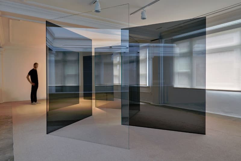 hayward gallery space shifters exhibition anish kapoor yayoi kusama robert irwin artworks installations