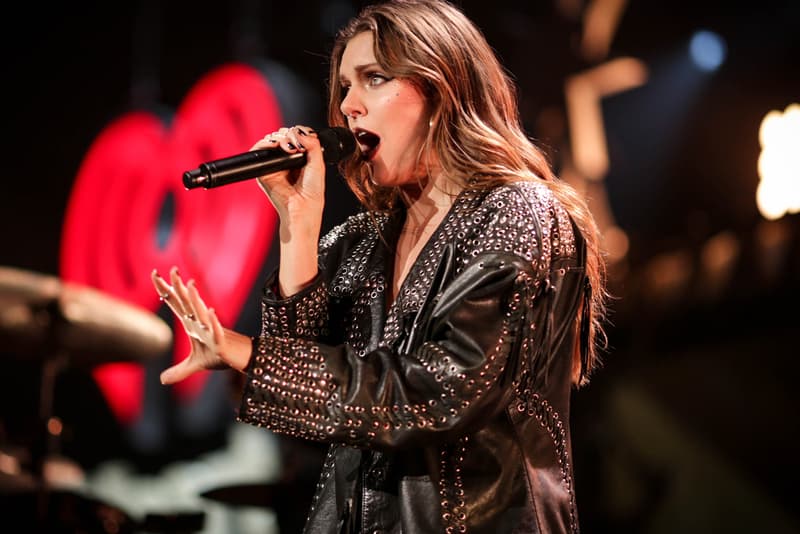 tove-lo-teases-new-music-with-elusive-instagram-posts