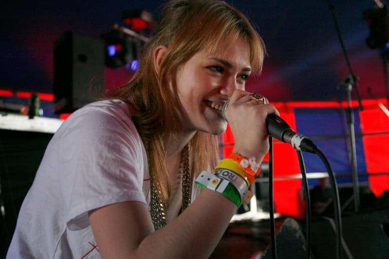 uffie-featuring-pharrell-williams-add-suv-carte-blanche-mix