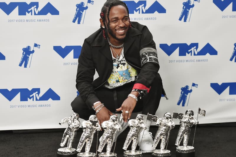 MTV VMAs Moonman