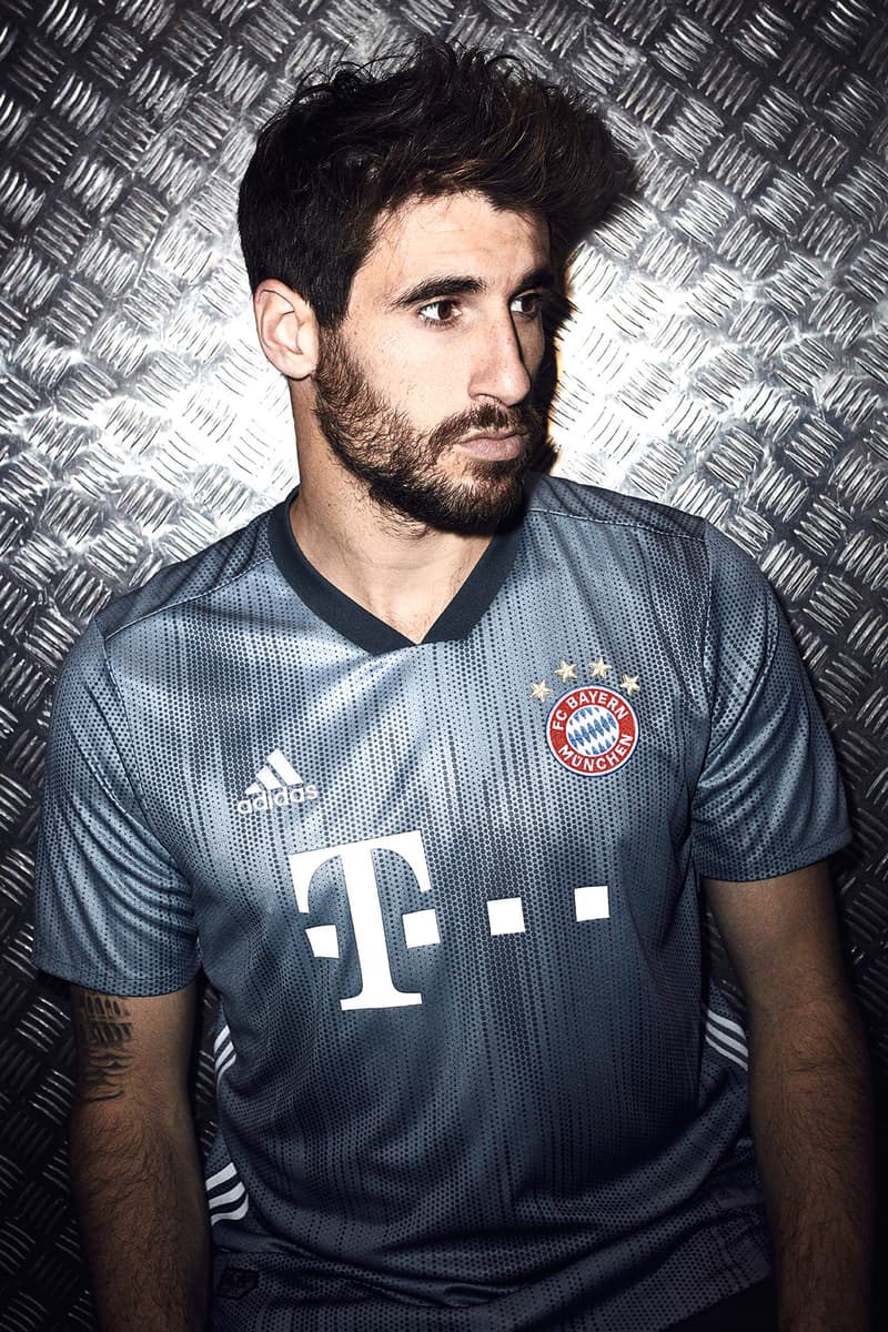 adidas Football FC Bayern Munich 2019 Third Jersey Kit Sports Soccer Fashion Clothing