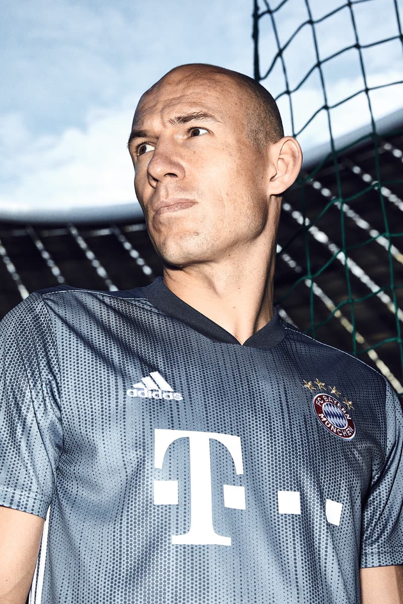 adidas Football FC Bayern Munich 2019 Third Jersey Kit Sports Soccer Fashion Clothing