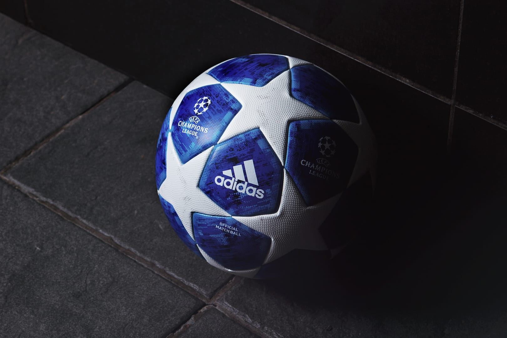 2019 uefa champions league ball