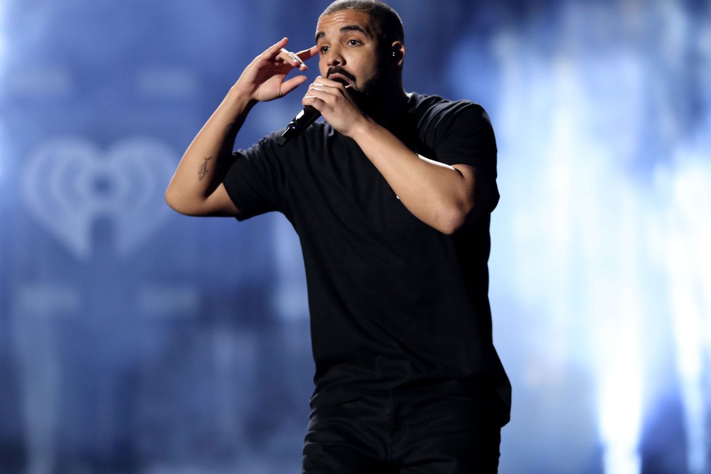 Manager Denies That Apple Stopped Drake's Performance in TIDAL Live Stream