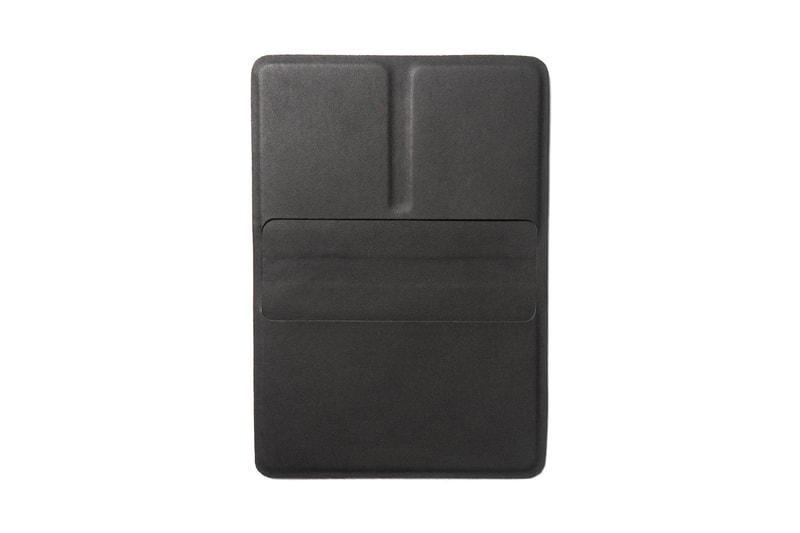 Arc’teryx Veilance Engineered Leather Accessories Spring Summer 2018 Casing Card Wallet Black Billfold 78mm 89mm Passport Wallet